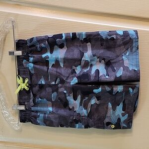 LIQUID WAVE BOYS' CAMOFLAUGE SWIM TRUNKS